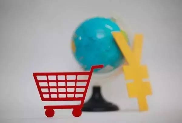 大牌进口化妆品“下血本”降价30%，这是要“死磕”海淘？