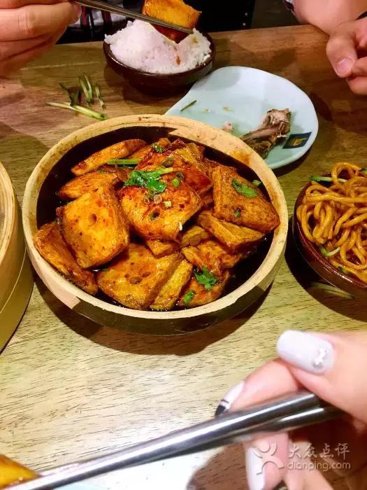 穿上马甲就不认识你了下一句,穿上马甲我就不认识你了表情包