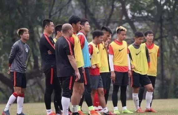 中超巡礼大连一方,中超十六强巡礼八星大连