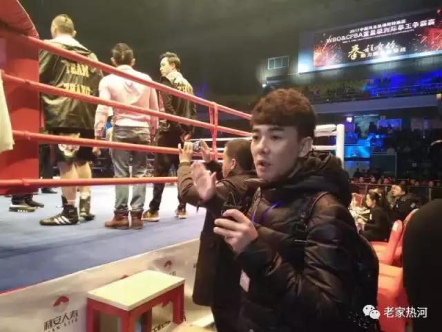 乍看是“高冷”、再看是“暖男”，承德小伙河北电视全能主持