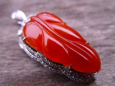 翡翠是一种特别独特的宝石,翡翠是玉石之王的五大原因