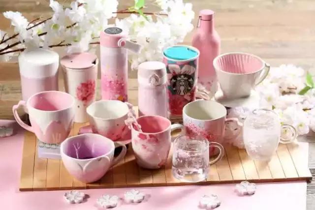 星巴克樱花杯直播间,星巴克限定樱花咖啡饮品