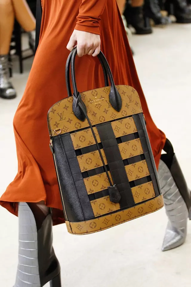 秋天高端大气上档次的包包,适合春夏的大牌包包