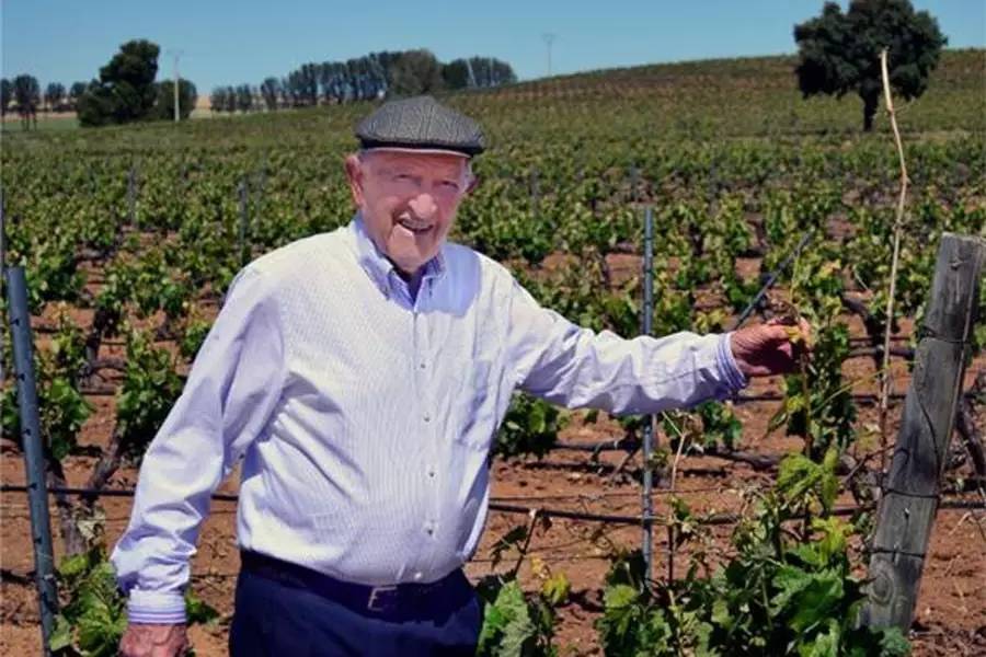 媲美茅台的酒叫什么,媲美茅台王子的酒