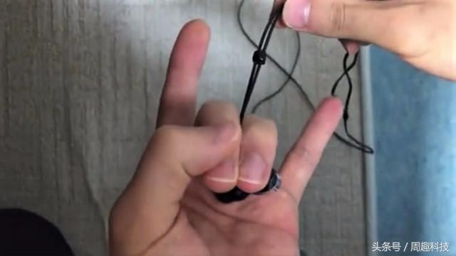 收耳机教程,实用的盘耳机线小技巧