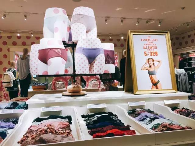 探店！成都维秘旗舰店深度揭秘，愿今晚你们都是天使！