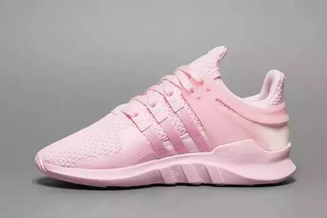 粉色大牌鞋子推荐,情侣鞋潮鞋品牌推荐