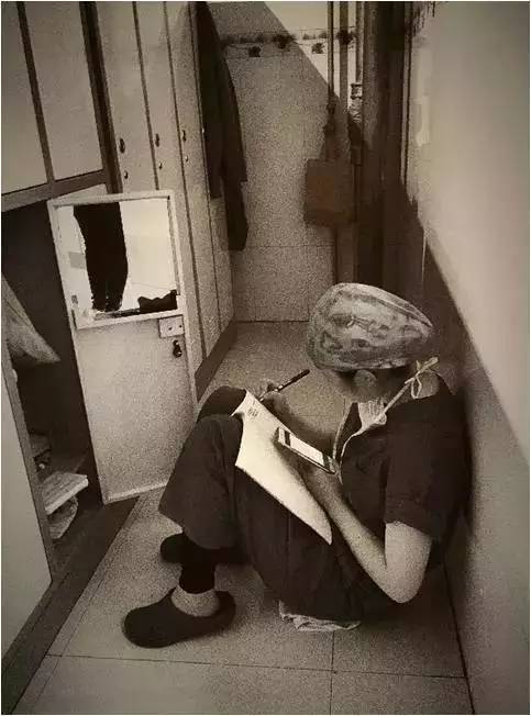 医院感人瞬间照片,医生最催泪的感人照片