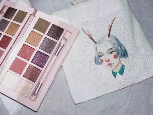 一机在手天下我有原视频,一盘多用的眼影盘便携