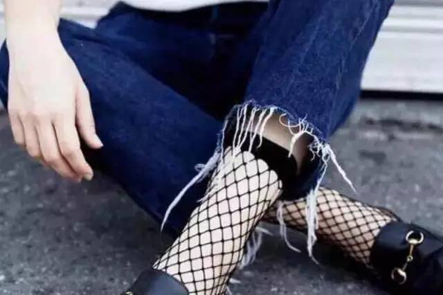 杨幂今年冬天穿的爆款,杨幂最新穿搭又火了