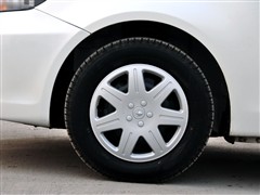 奇瑞风云2三厢和悦翔哪个好,奇瑞风云2是合资车吗