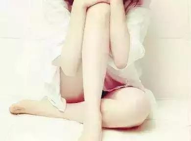 不要轻易的尝试脱毛,脱毛时大家都在做什么