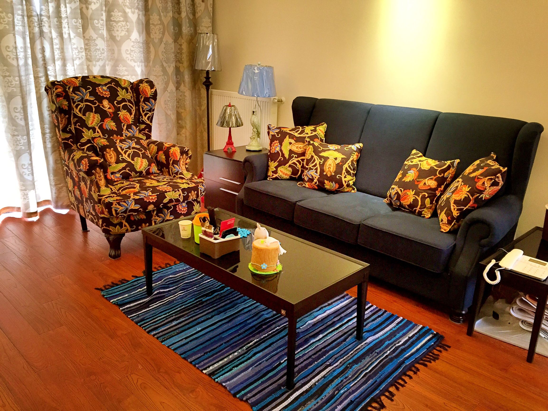 美式和现代轻奢混搭,美式与现代轻奢混搭