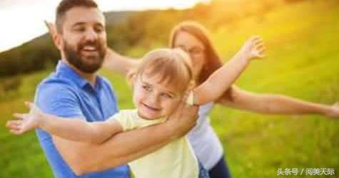 孩子在学校被取笑了家长该怎么做,孩子在学校被嘲讽怎么反击