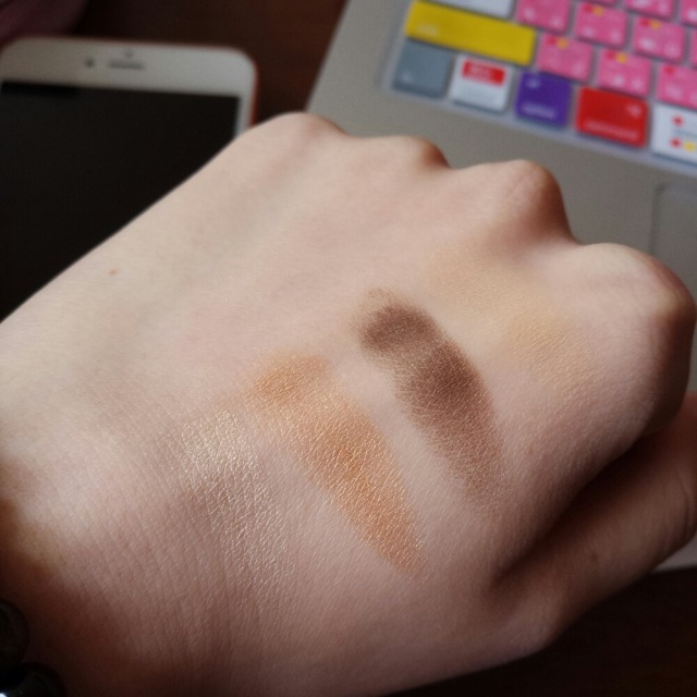 眼影盘网红爆款大地色粉色系,哑光大地色平价眼影盘推荐