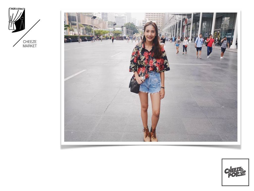 在曼谷，人妖＋精油按摩文化市集