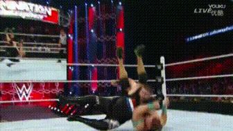 wwe布洛克疯狂时刻,wwe布洛克刚出道