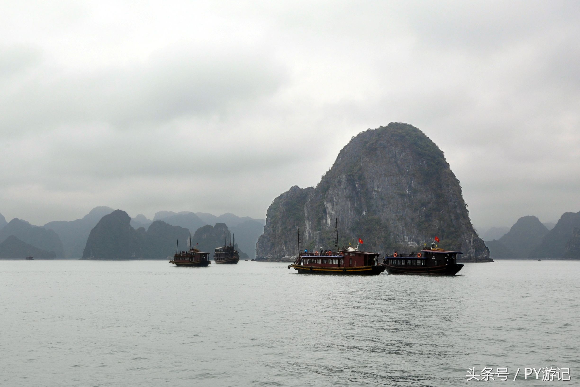 越南下龙湾海上桂林景区,桂林山水和越南下龙湾
