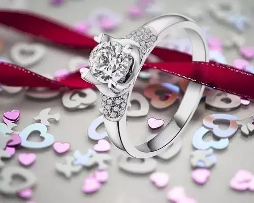 求婚戒指跟订婚戒指是一个意思吗,求婚戒指订婚戒指结婚戒指的区别