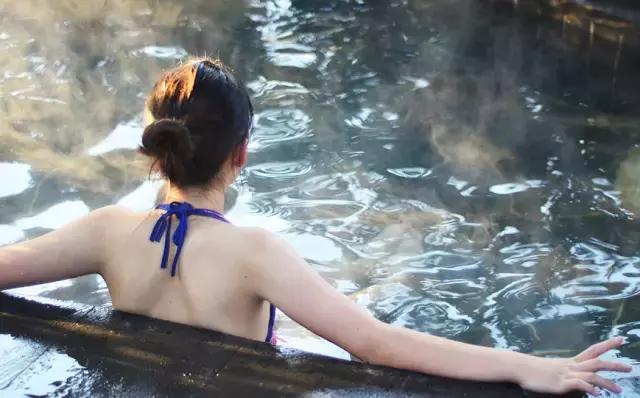 阳春三月赏桃花节 (阳春三月桃花节图片)