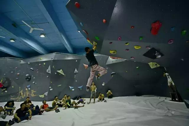 重庆高逼格耍的地方,重庆让人惊艳的城市