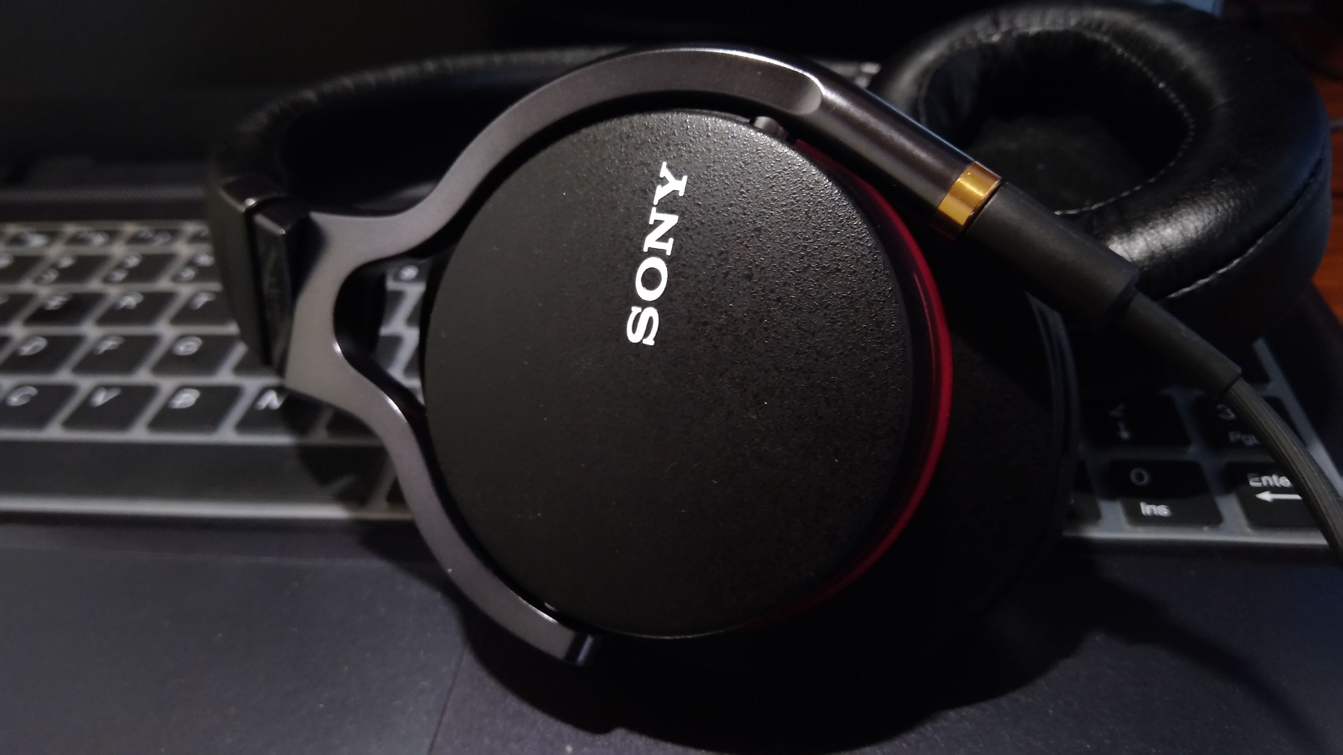 索尼mdr-1a出品时间,索尼mdr1a图片