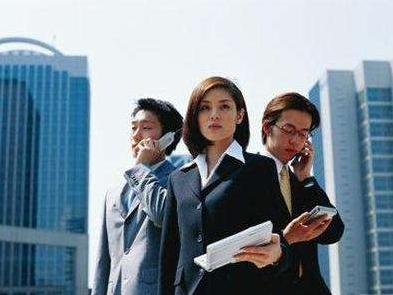 第1次打电话给陌生客户如何沟通,面对客户犹豫怎么打电话逼单