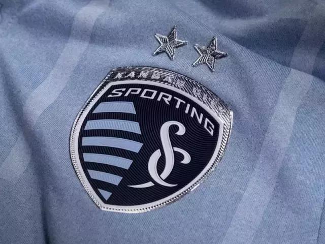 鍫惃鏂煄绔炴妧浜ゆ崲鐞冭。,鍫惃鏂煄閰嬮暱涓诲満鐞冭。