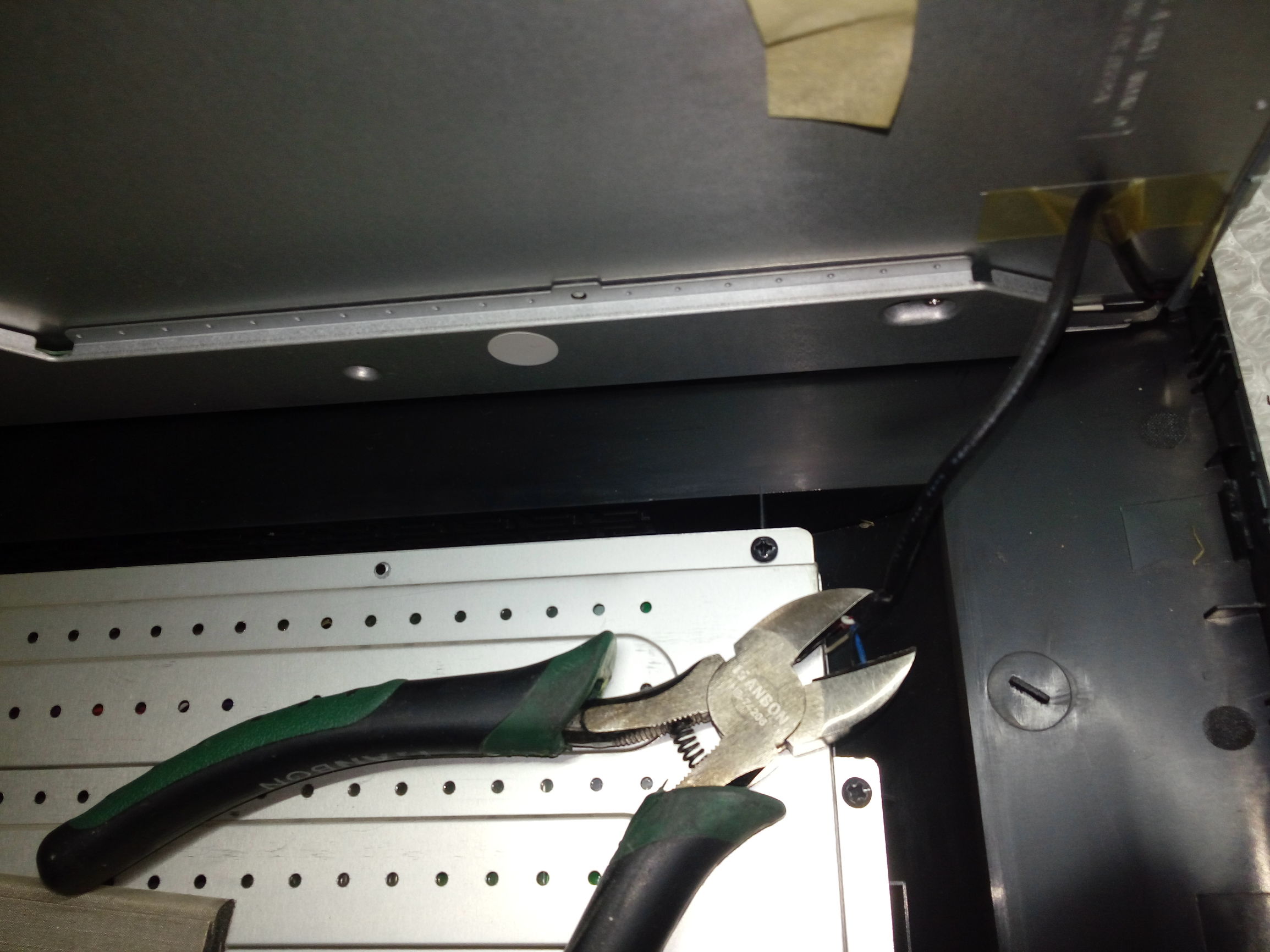 清华同方液晶电视维修,清华同方显示器屏幕更换