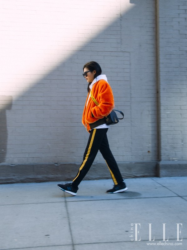 这是球鞋还是袜子……恕我可能不懂时尚