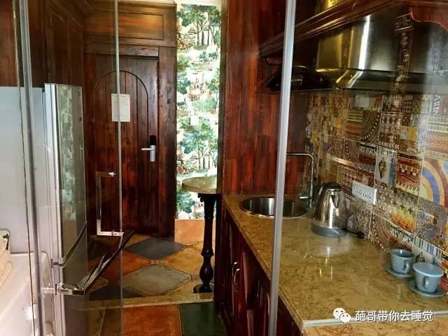 大连妃思主题公寓电话,葩哥视频剪辑