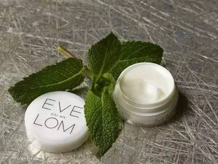 10款颜值爆表的有机天然小众润唇膏~不过百元，就能彻底滋润你，男票也能放心吃了！