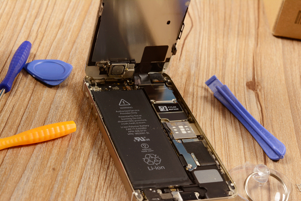 iphone5s电池更换教程,iphone5s更换电池详细图文教程