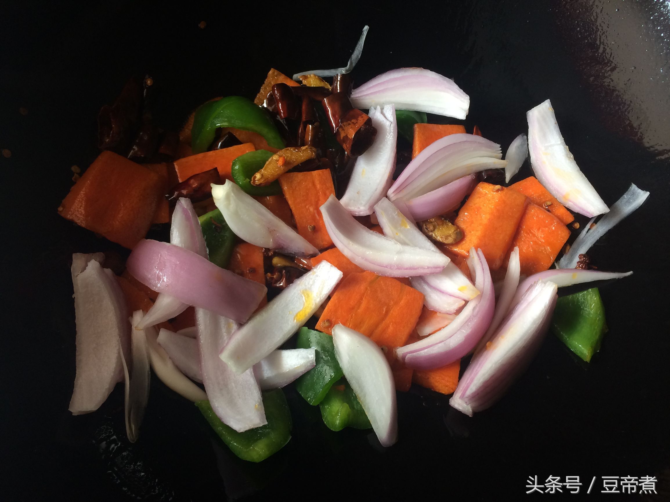 鱿鱼脚怎么做没味道,鱿鱼脚怎么炒好吃又嫩