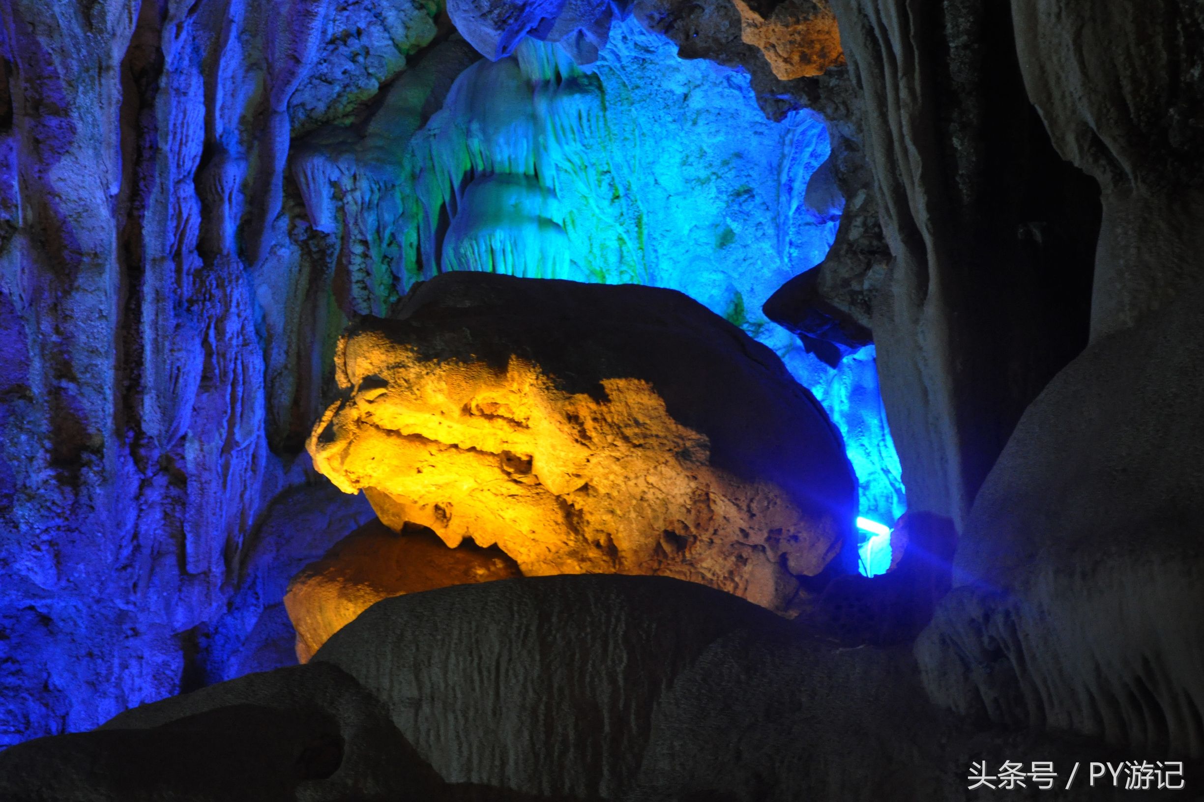 越南下龙湾海上桂林景区,桂林山水和越南下龙湾