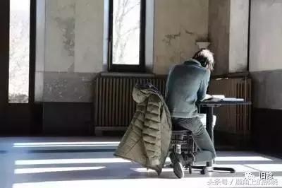 你所谓的人脉不过是一种资源置换,所谓人脉其实就是实力