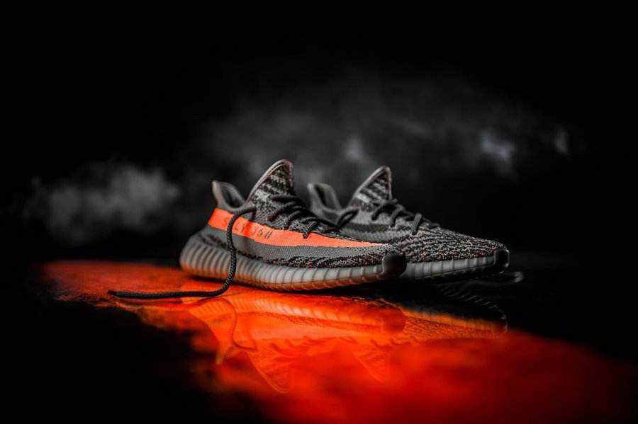 侃爷特别大的鞋子,侃爷穿超级大的靴子