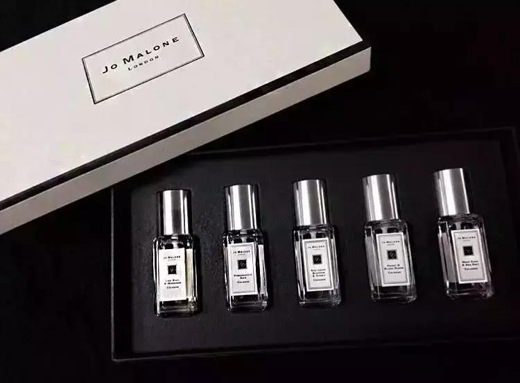 我用上了6个牌子的口碑香水，可才花了一瓶香水的钱