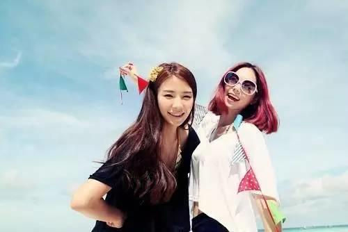 女生约会带闺蜜怎么聊天不尴尬,如何正确应对女生的邀约