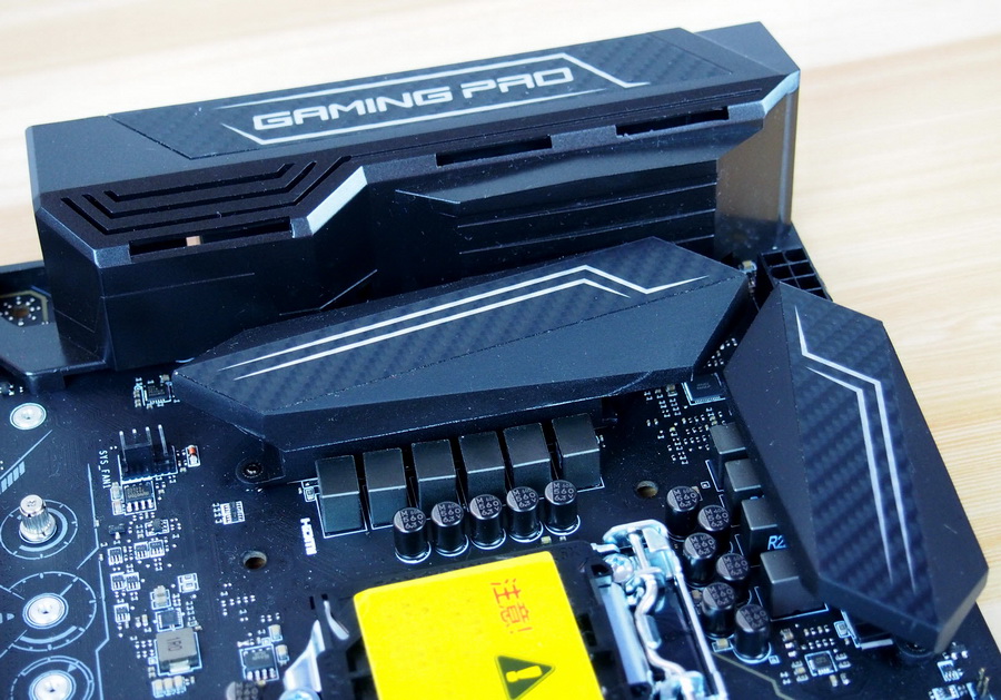 sata接口可以转m.2吗,sata接口就插一端吗