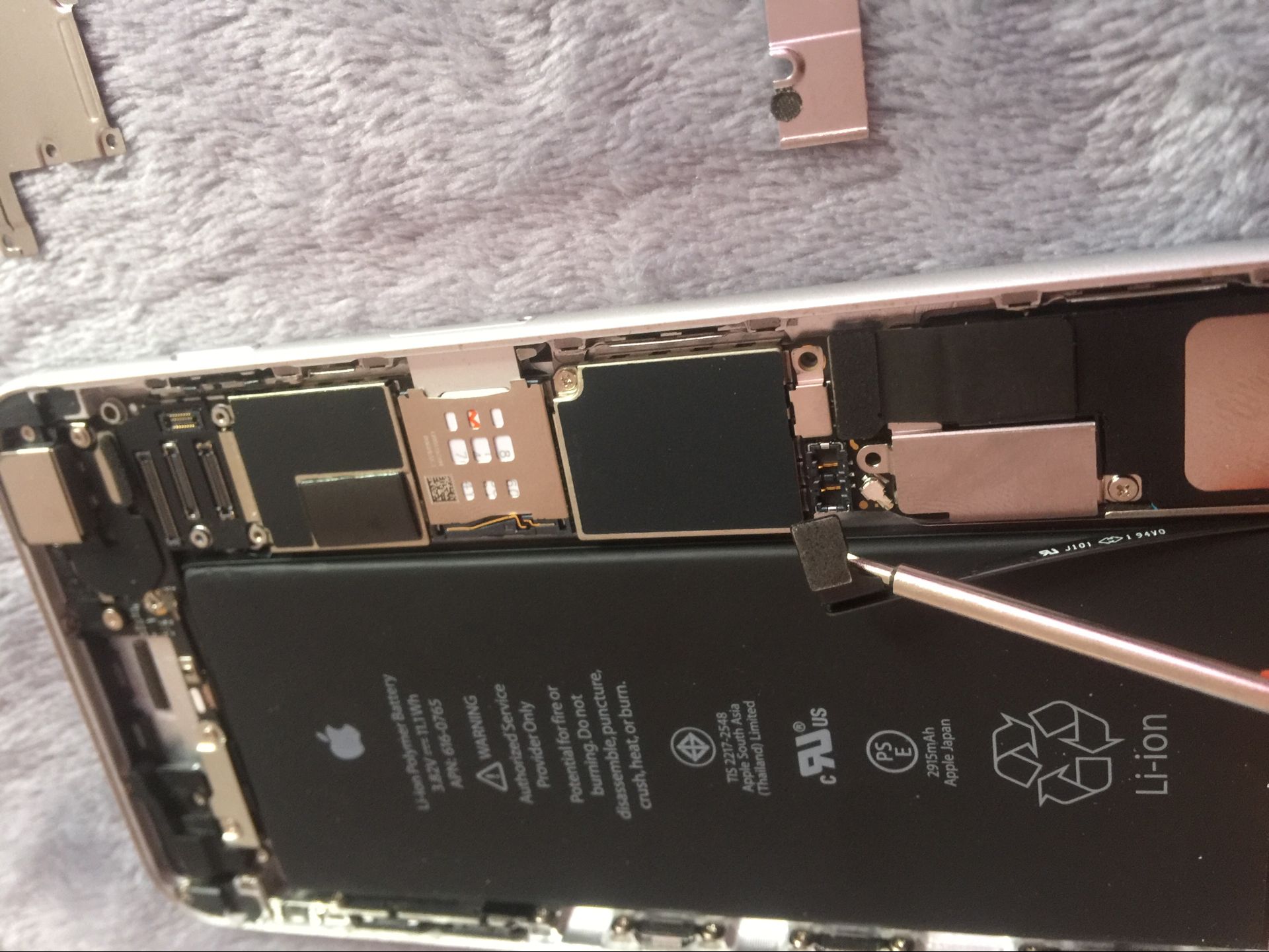 iphone6sp换电池和屏幕,iphone6换后置摄像头多少钱