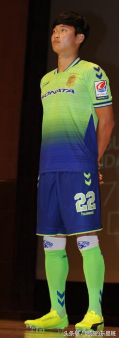 中日韩足球的差距为何越来越大,中韩足球的较量与反思