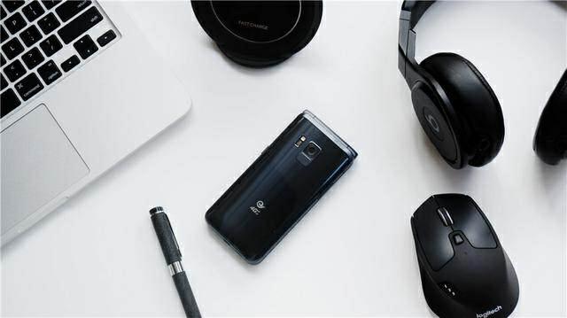 三星w2017全面展现,三星w2017全新