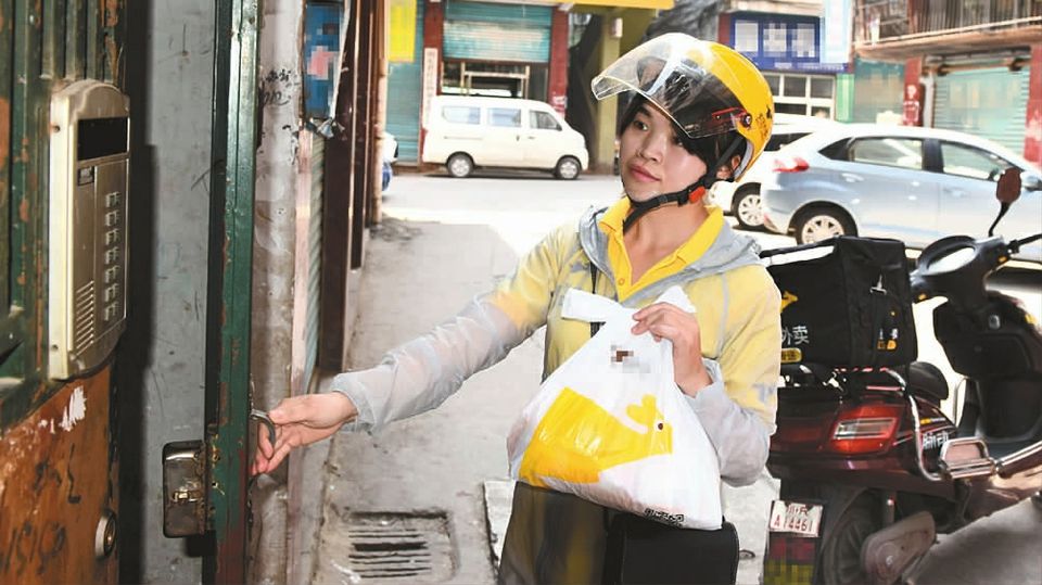 猪蹄一天卖1200斤,一天卖10000只的猪蹄