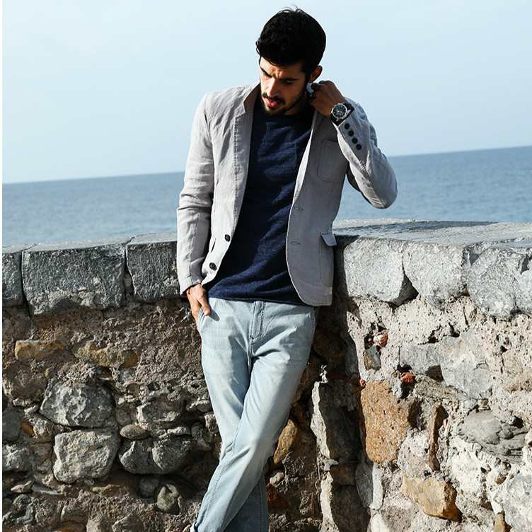 潮流百搭型男小脚牛仔裤,高颜值牛仔裤男士显腿瘦