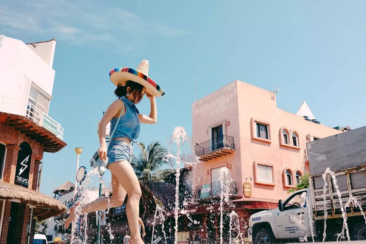 您的《旅行自拍秘籍》到货，请签收！