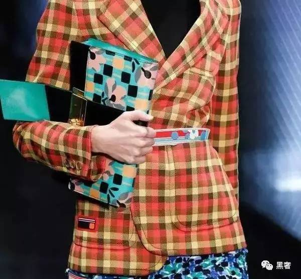 gucci包包的新气象,gucci新包米奇