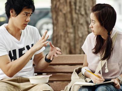 别练手语了，带上“手套”就能说话