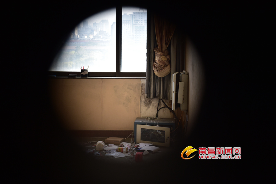 姹熻タ姝e湪绛瑰鐨勪簲鏄熺骇閰掑簵,姹熻タ绗竴瀹朵簲鏄熺骇閰掑簵