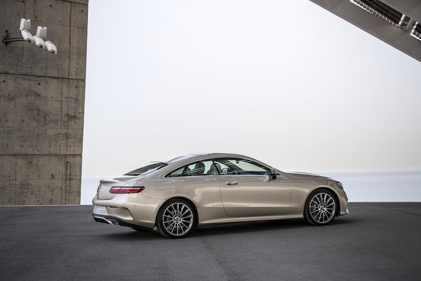 夏东试驾奔驰e,夏东奔驰e